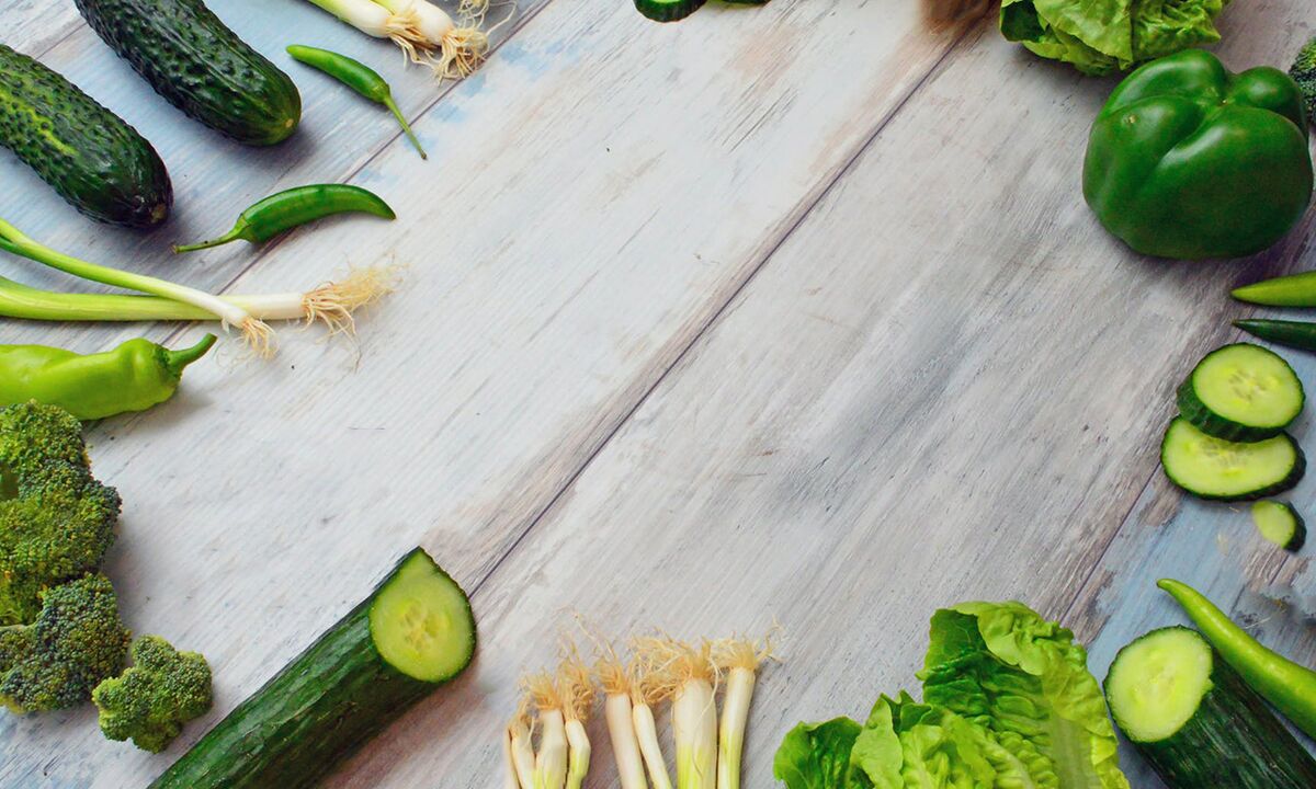 Alacsony kalóriatartalmú zöld zöldségek a hajdina diéta menüjében