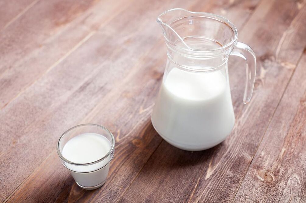 A gyomorfekélyes diétás menü tartalmaz alacsony zsírtartalmú tejet